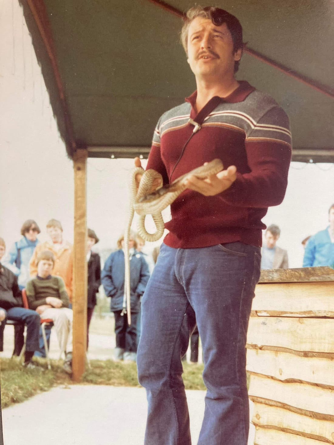 Already drawing a crowd in the early days.